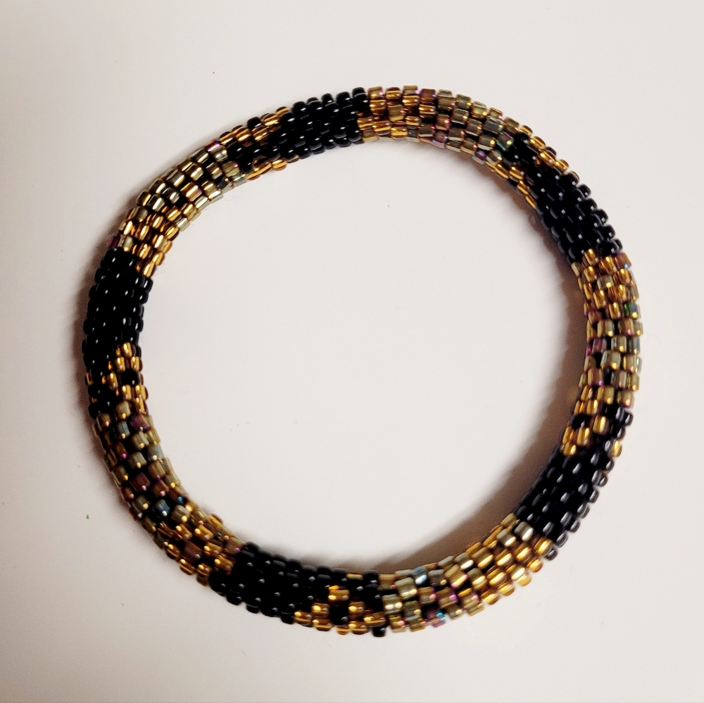 Aid Through Trade, Sashka Co, Lotus Sky Roll On Beaded Bracelet